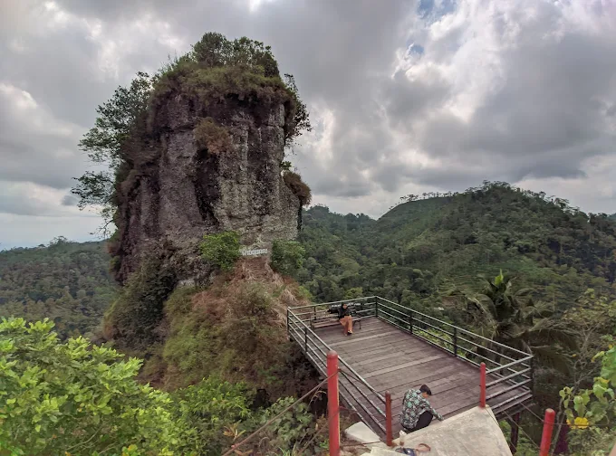 Puncak Widosari. Sumber: google.maps