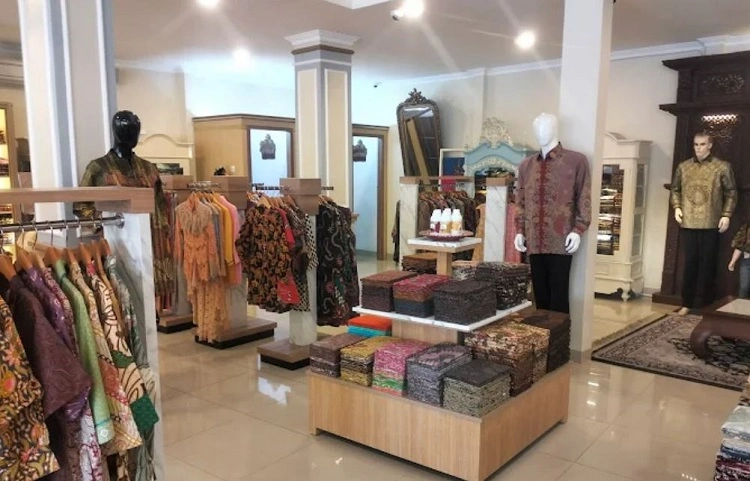 Batik Soga, Sumber: ulasan google